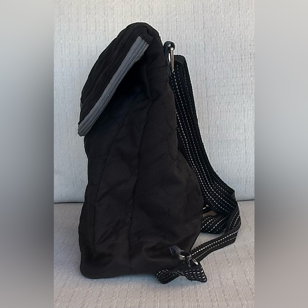 thirty-one black convertible backpack - Picture 3 of 8